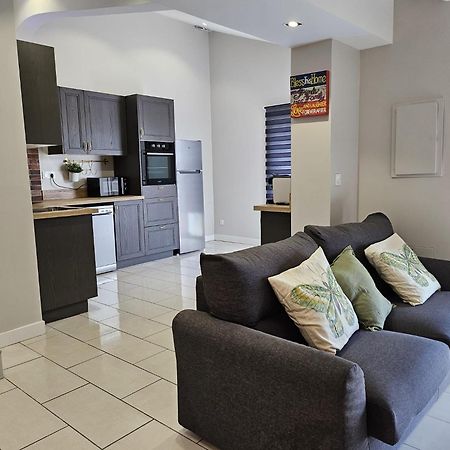 Agreable Logement Avec Terrasse Saint-Victoret Exteriör bild